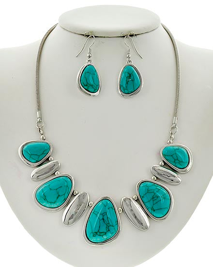 Fabulous Turquoise and Silver Necklace Set