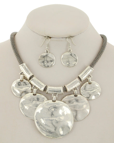 Fabulous Silver Necklace Set