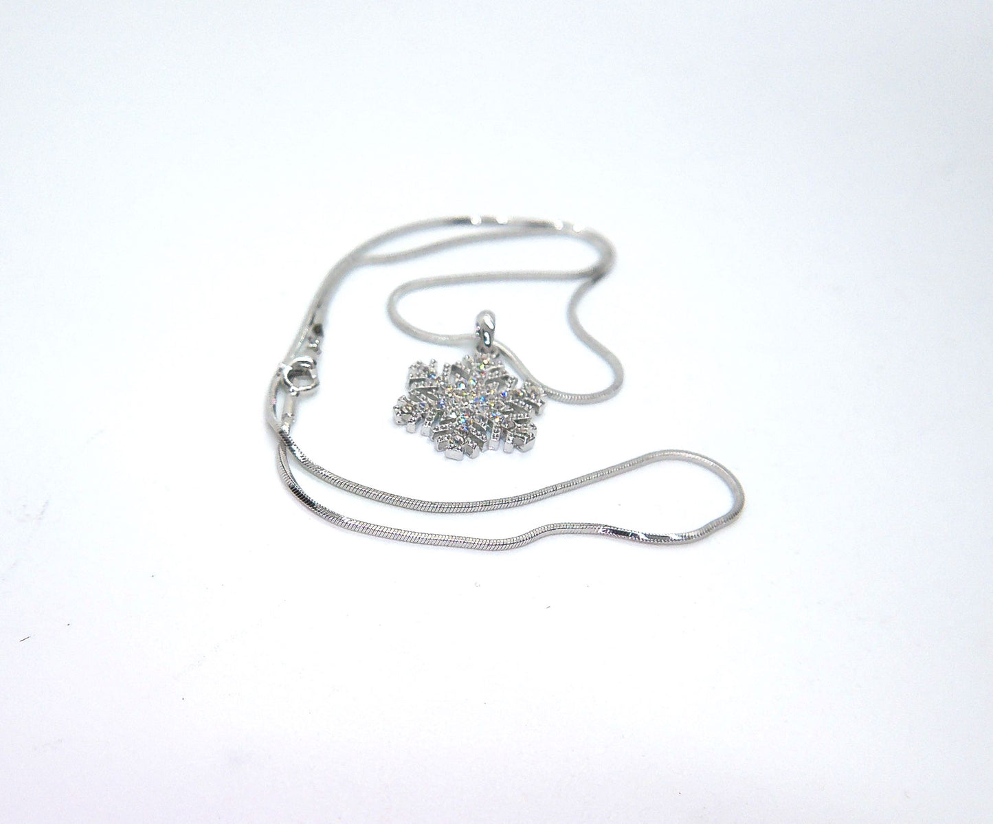 Stunning Crystal Snowflake Necklace