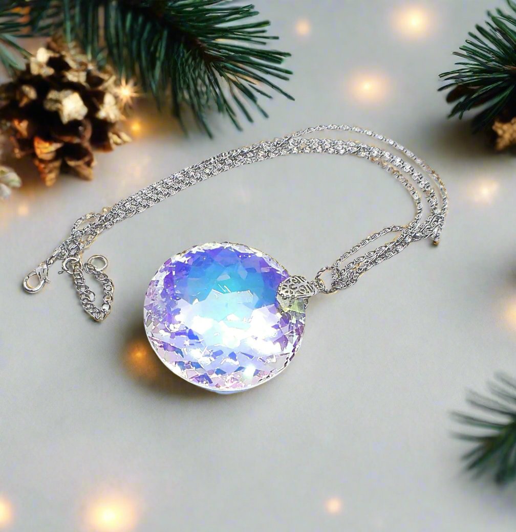 Go To:  https://www.artistryjewelry.net/products/beautiful-crystal-choker