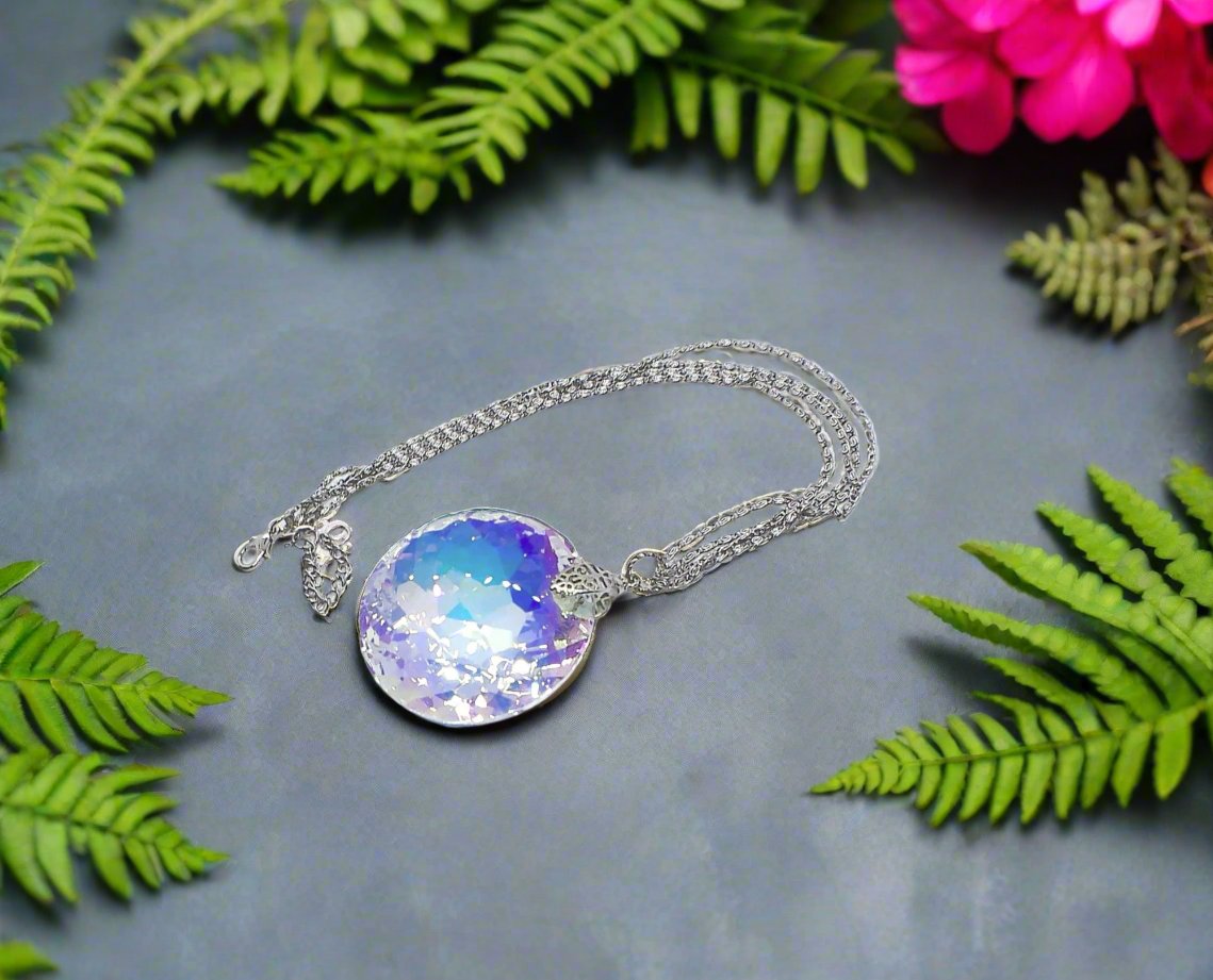 Go To:  https://www.artistryjewelry.net/products/beautiful-crystal-choker