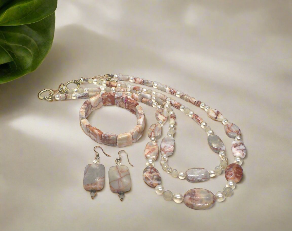 Perfect Peachy Sweet Necklace Set