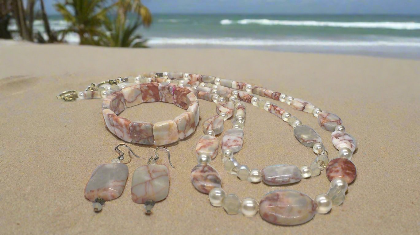 Perfect Peachy Sweet Necklace Set