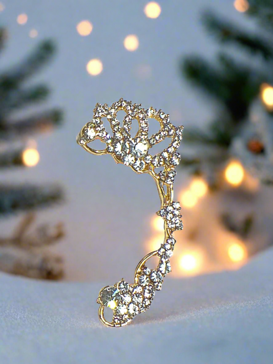 Shimmering Beautiful Ear Cuff