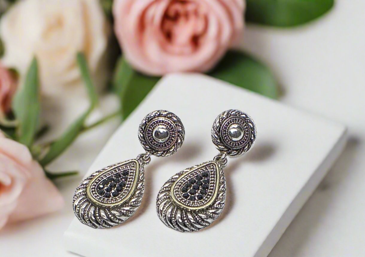 Lovely Silver Swirl Earrings