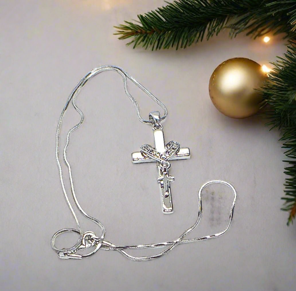 Stunning Heart and Cross Pendant Necklace