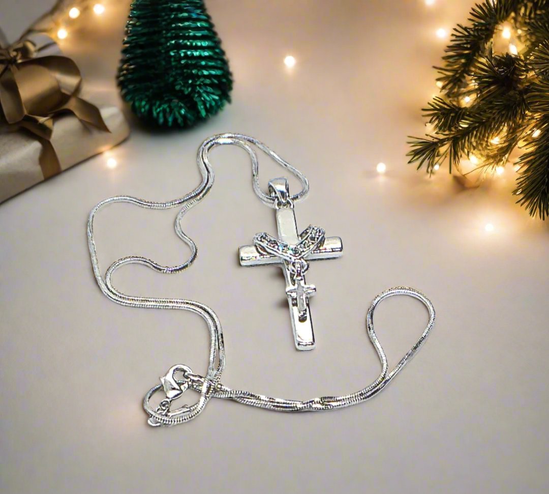 Stunning Heart and Cross Pendant Necklace