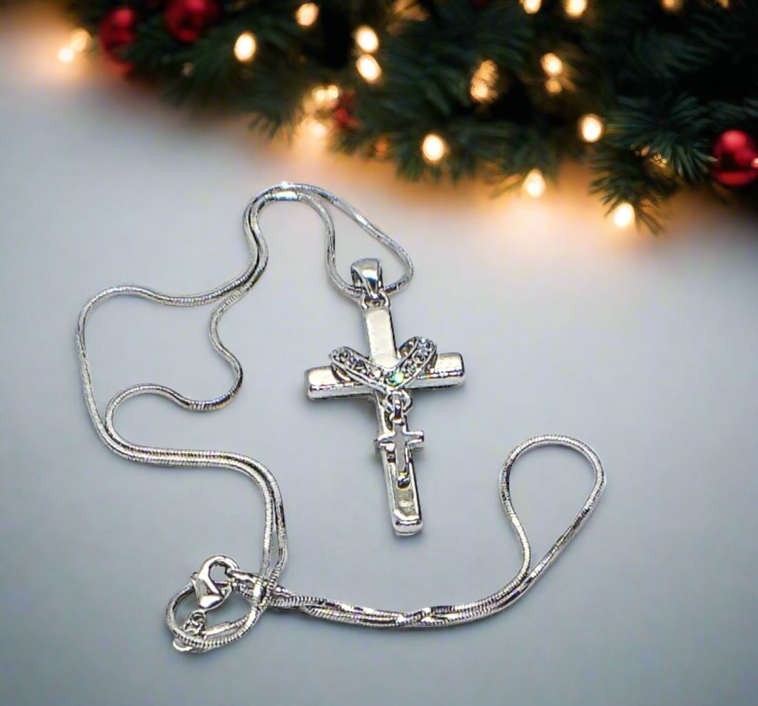 Stunning Heart and Cross Pendant Necklace