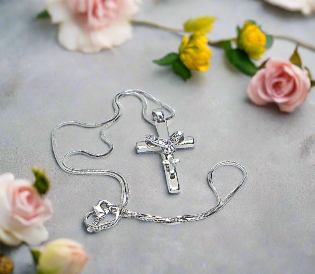 Stunning Heart and Cross Pendant Necklace