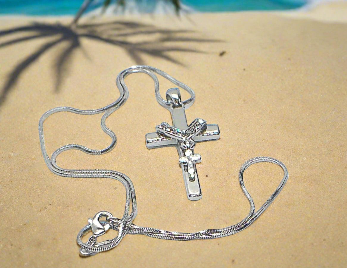 Stunning Heart and Cross Pendant Necklace