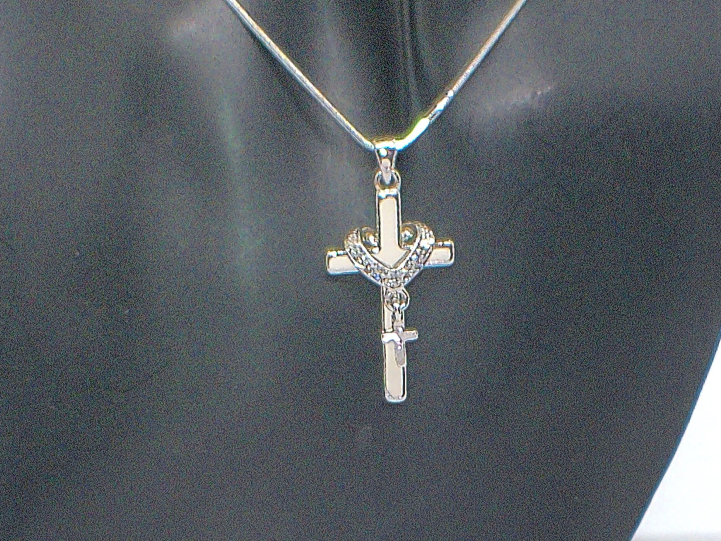 Stunning Heart and Cross Pendant Necklace