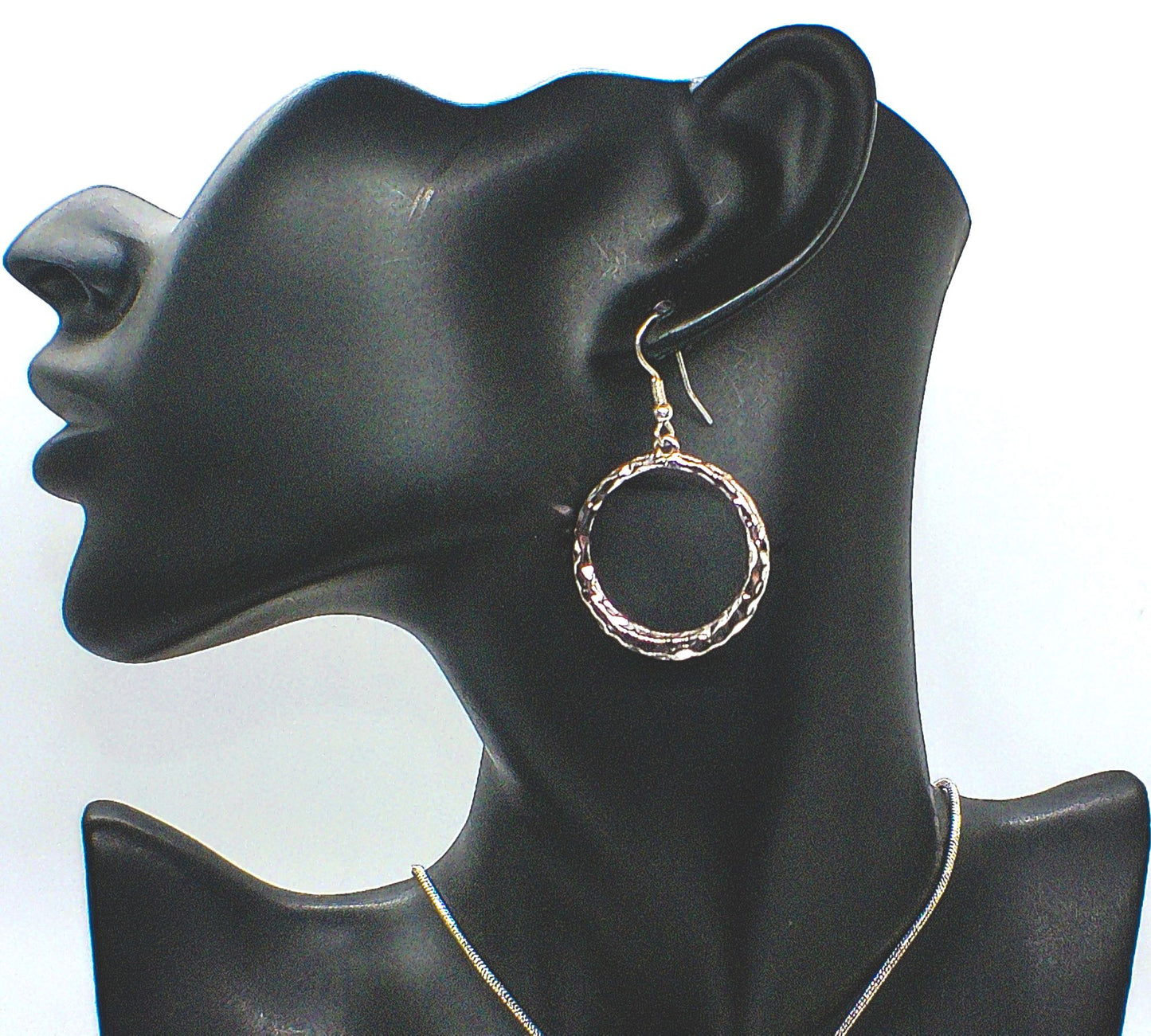 Fantastic Hammered Circles Necklace Set