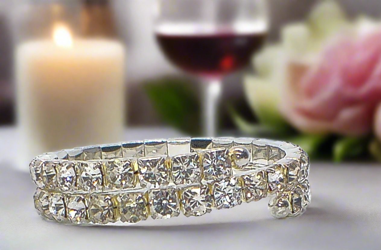 https://www.artistryjewelry.net/products/rhinestone-covered-bracelet