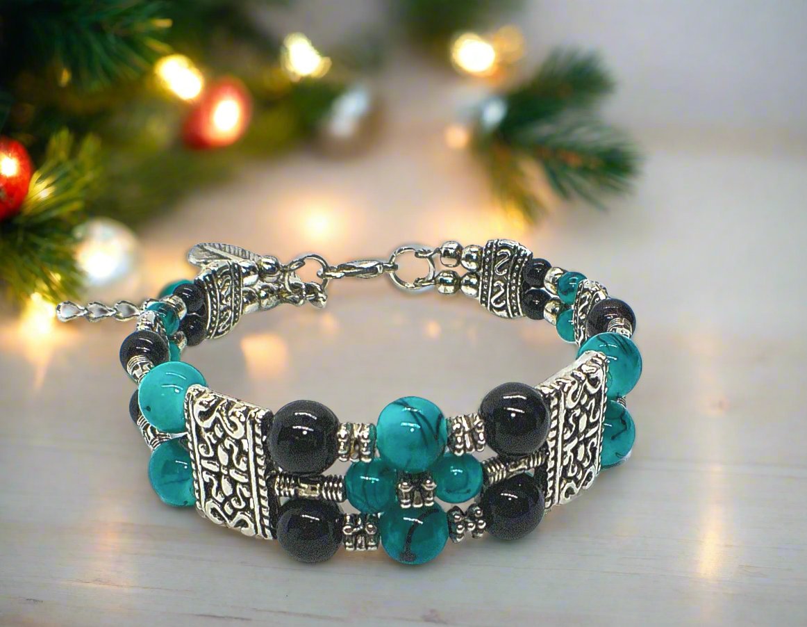 Gorgeous Black and Turquoise Bracelet