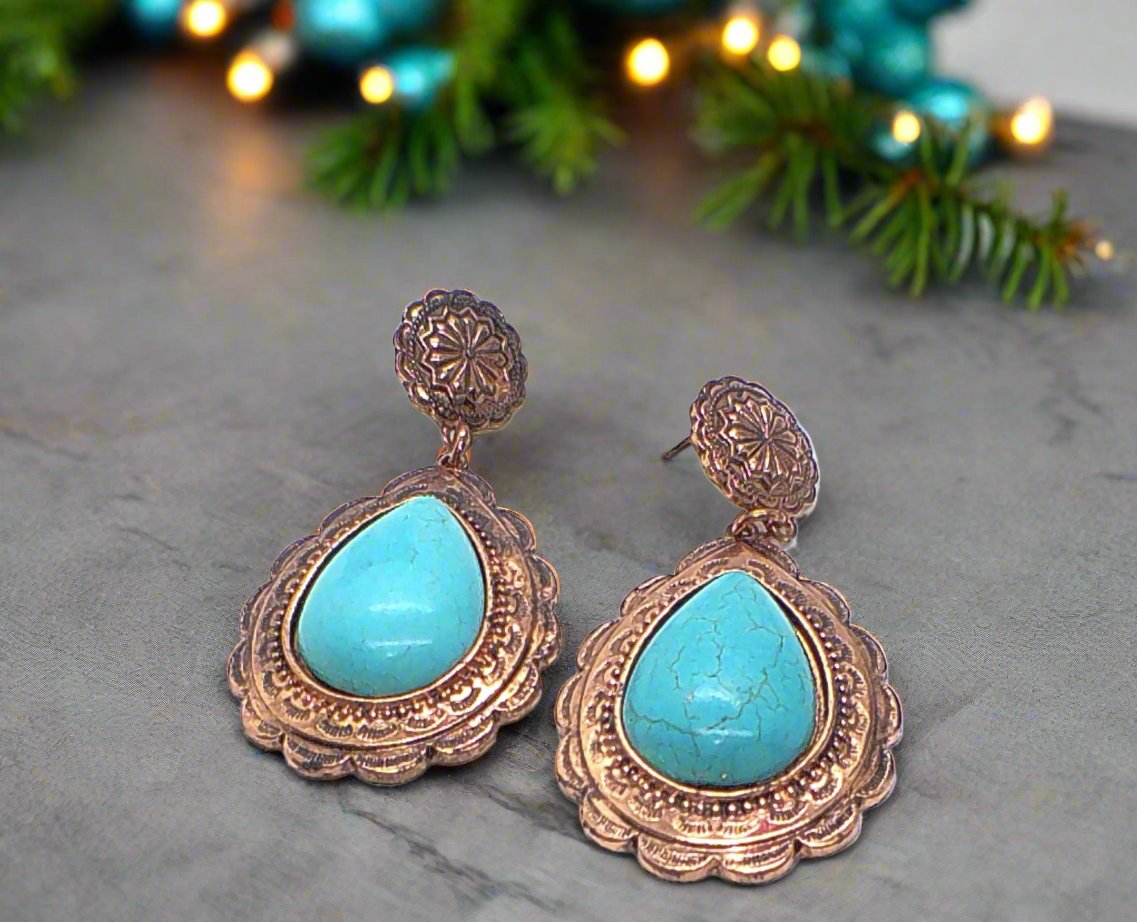 Lovely Copper Tone Teardrop Earrings