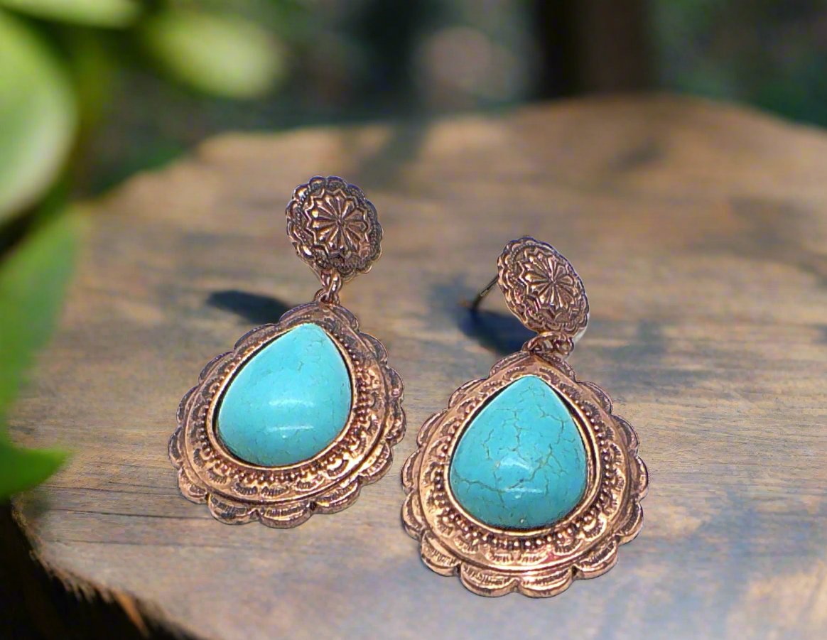 Lovely Copper Tone Teardrop Earrings