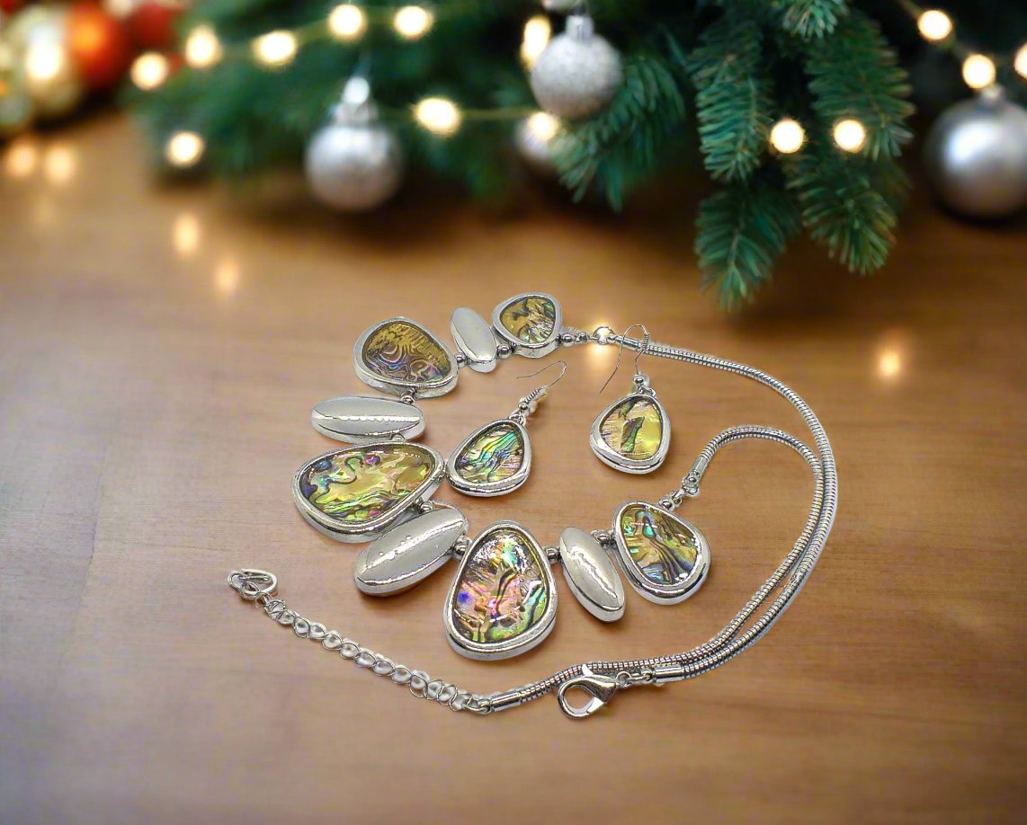 Gorgeous Abalone Necklace Set