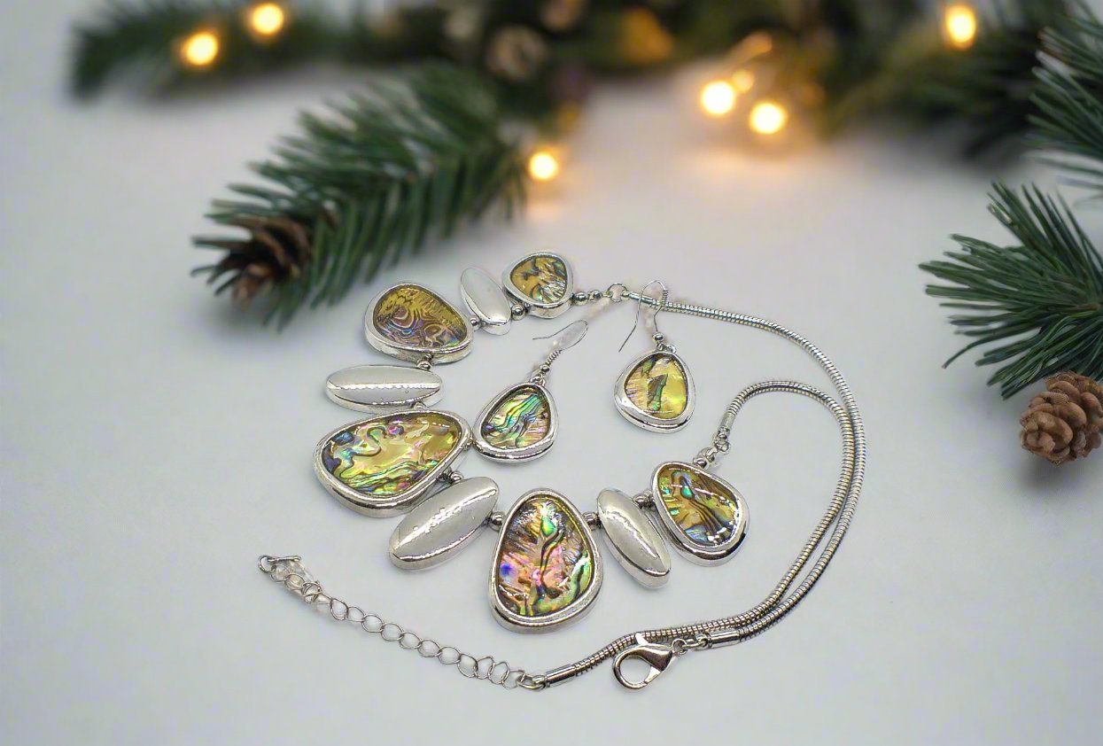 Gorgeous Abalone Necklace Set