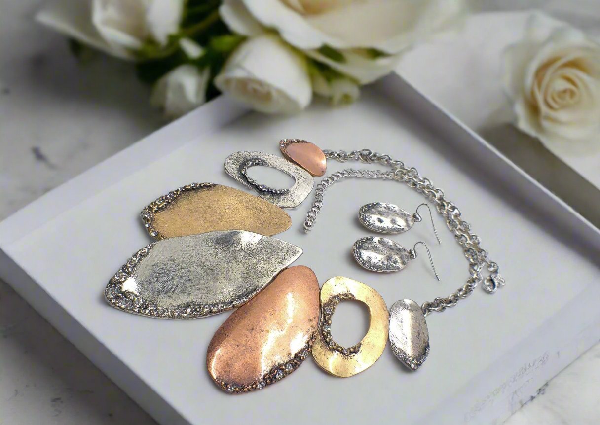 Fabulous Mixed Metals Necklace Set