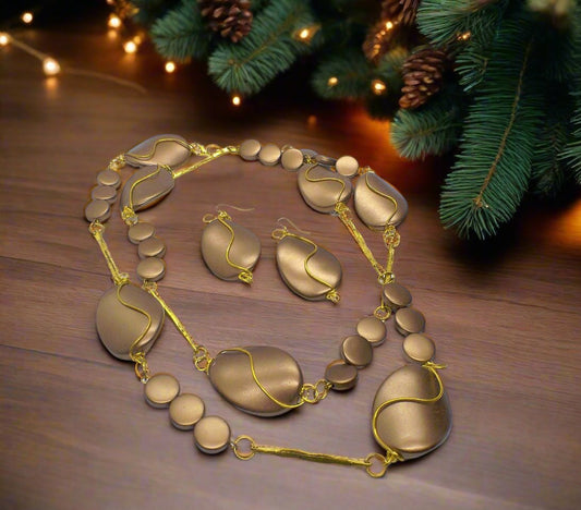 Lovely Bronze Long Necklace Set