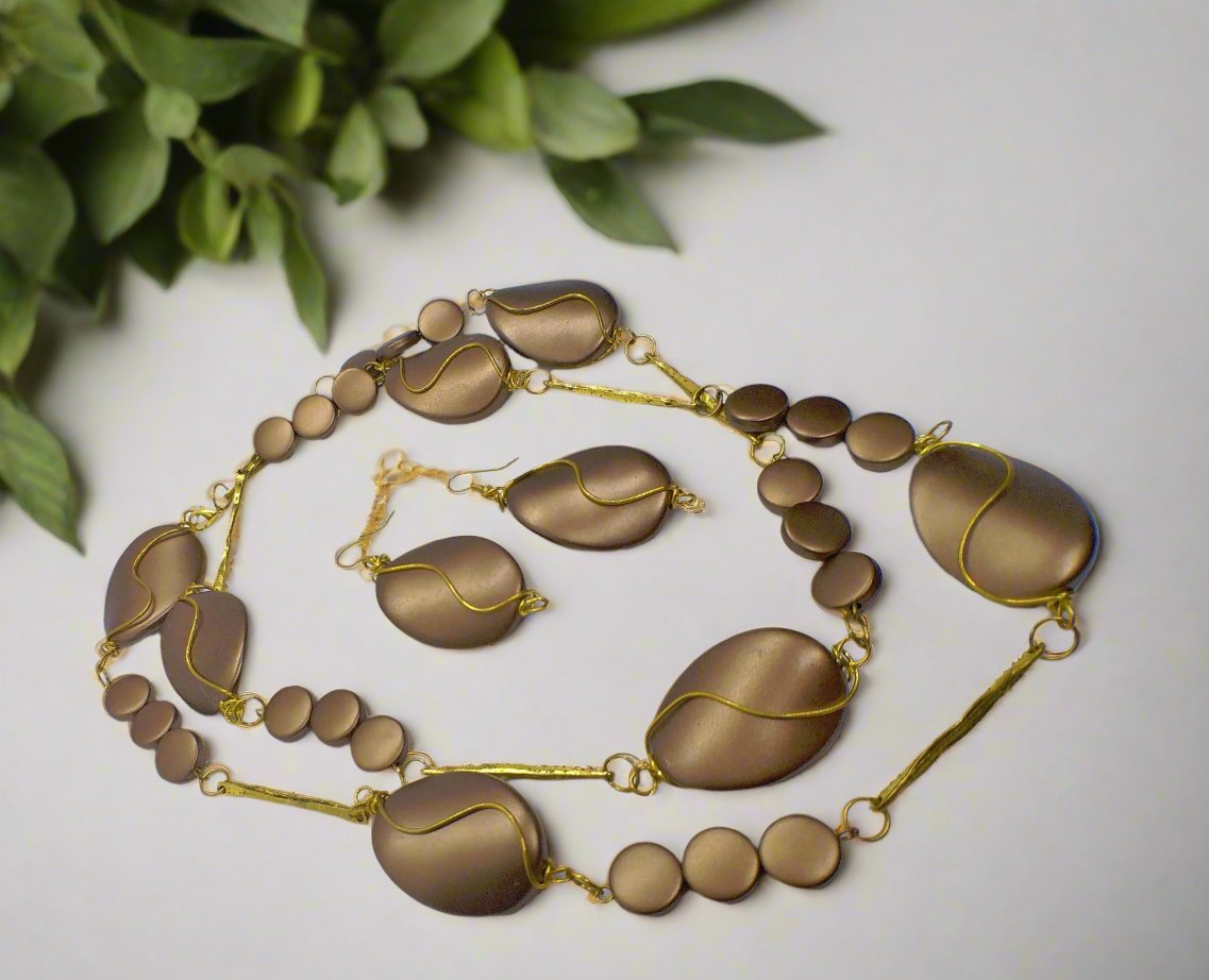 Lovely Bronze Long Necklace Set