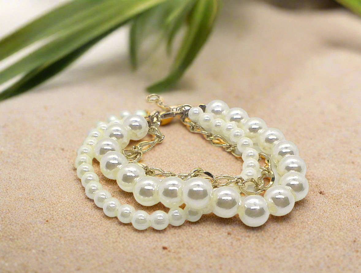 https://www.artistryjewelry.net/products/double-strand-pearl-bracelet