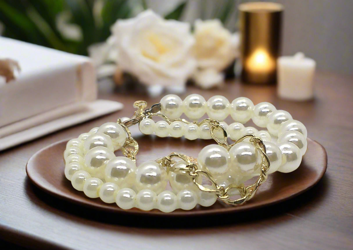 https://www.artistryjewelry.net/products/double-strand-pearl-bracelet