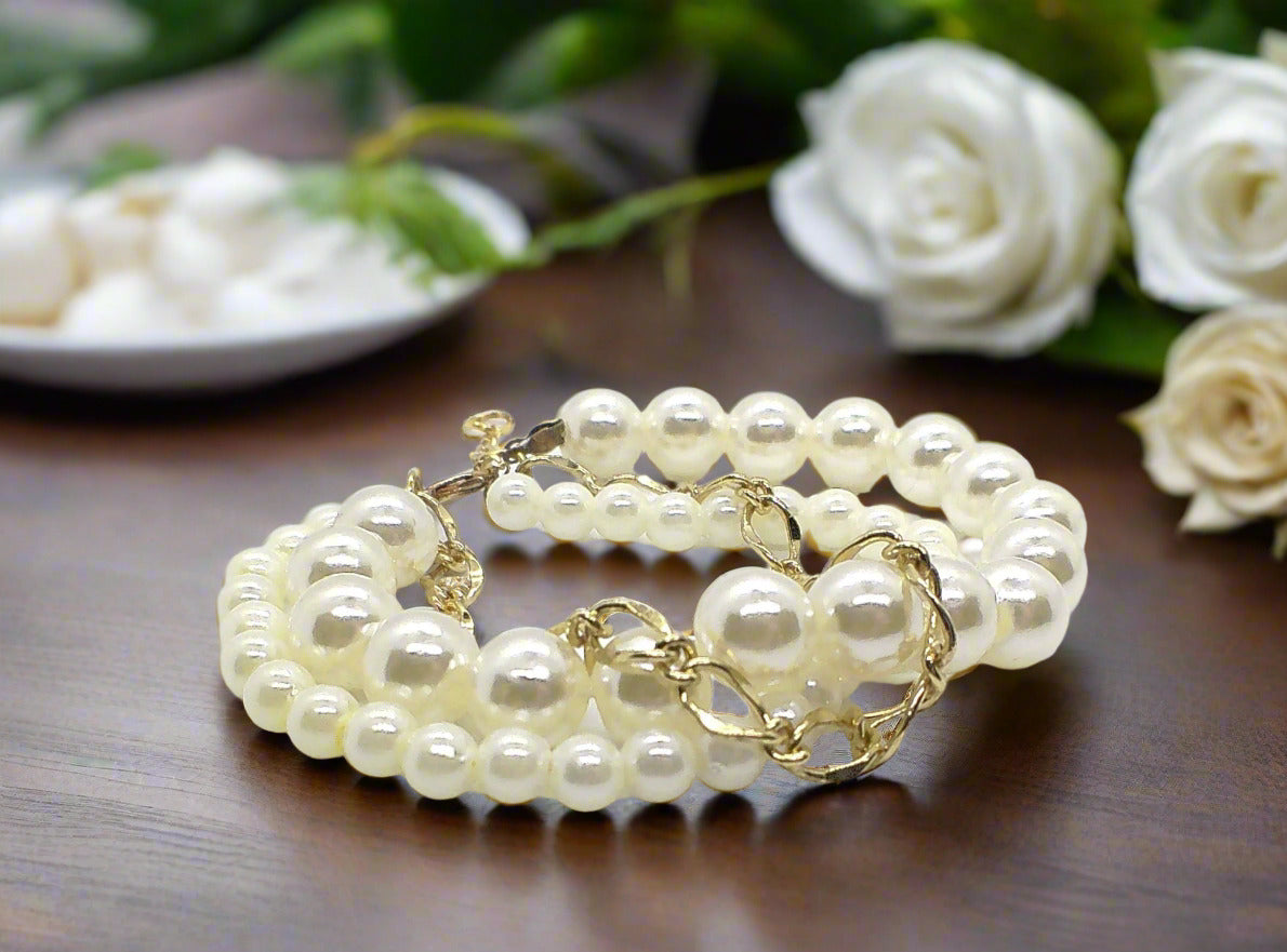 https://www.artistryjewelry.net/products/double-strand-pearl-bracelet