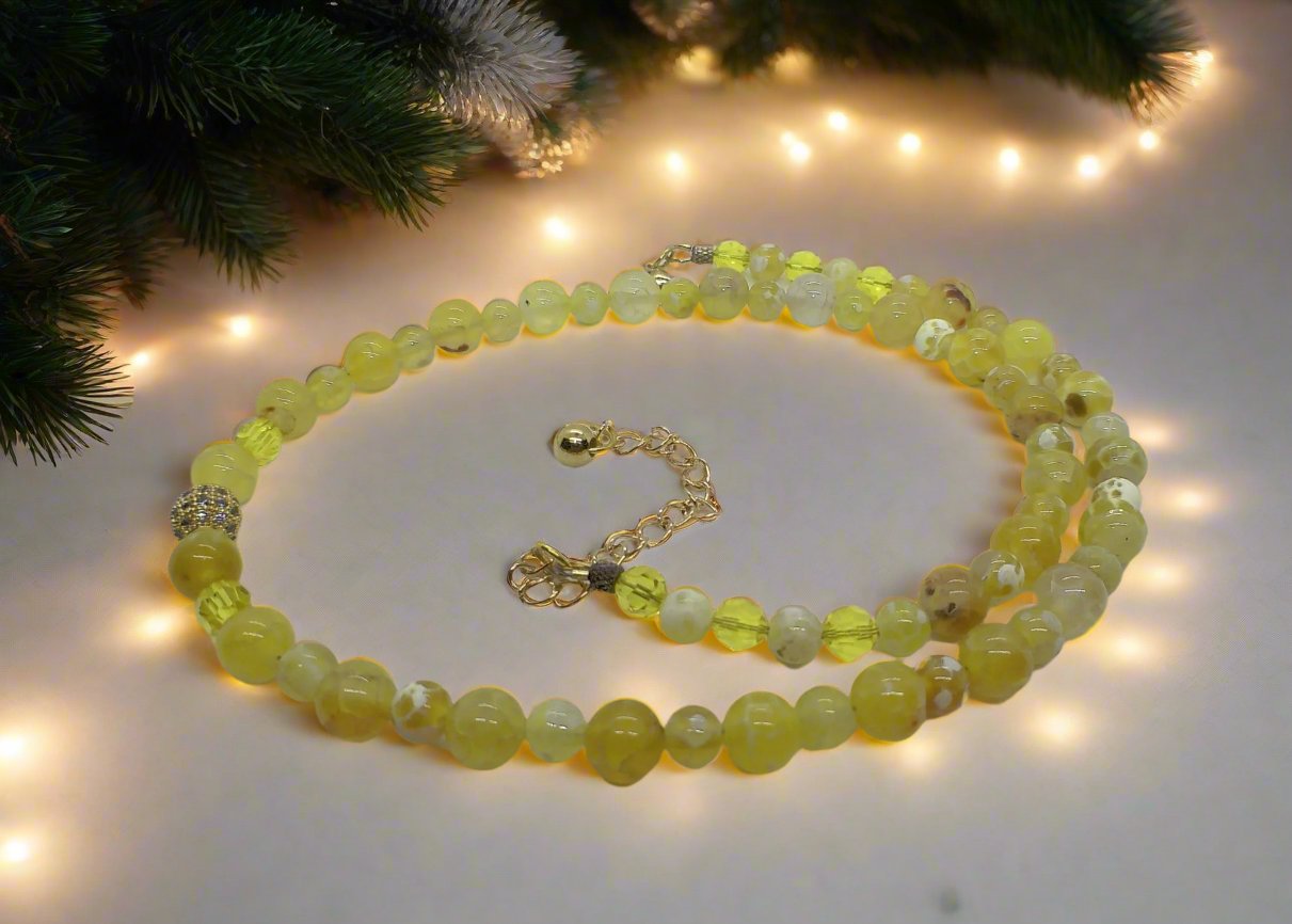 https://www.artistryjewelry.net/products/gorgeous-yellow-fire-agates-and-crystals-beaded-semi-precious-necklace-handcrafted-by-artistry-jewelry