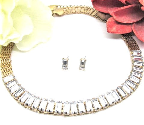 Lovely Rhinestones and Gold Necklace Set