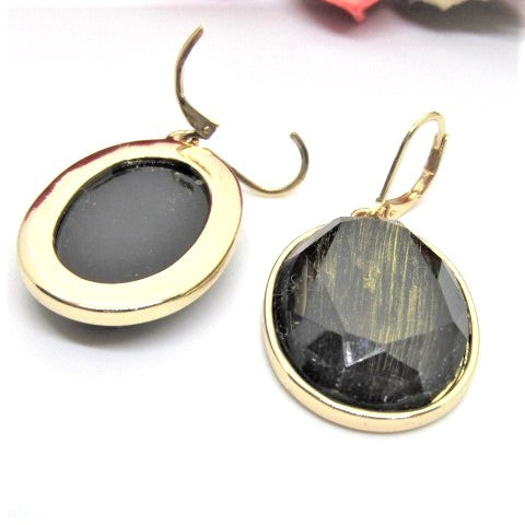 https://www.artistryjewelry.net/products/faceted-oval-stone-earrings