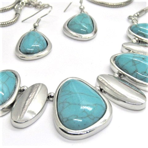 Fabulous Turquoise and Silver Necklace Set