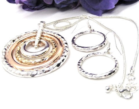 Fantastic Hammered Circles Necklace Set