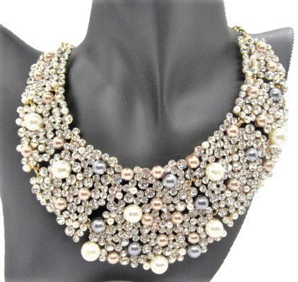 Gorgeous Pearls and Rhinestones Necklace Set