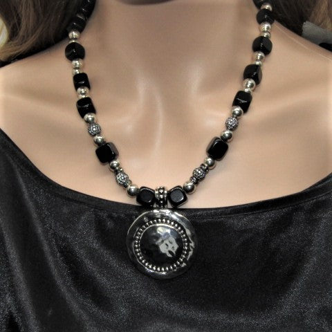 Stunning Silver and Black Necklace Set