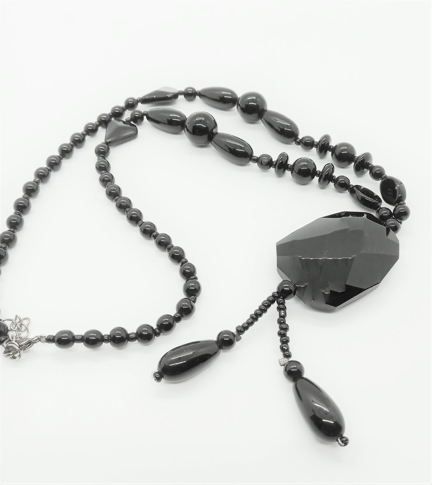 Lovely Black Faceted Necklace