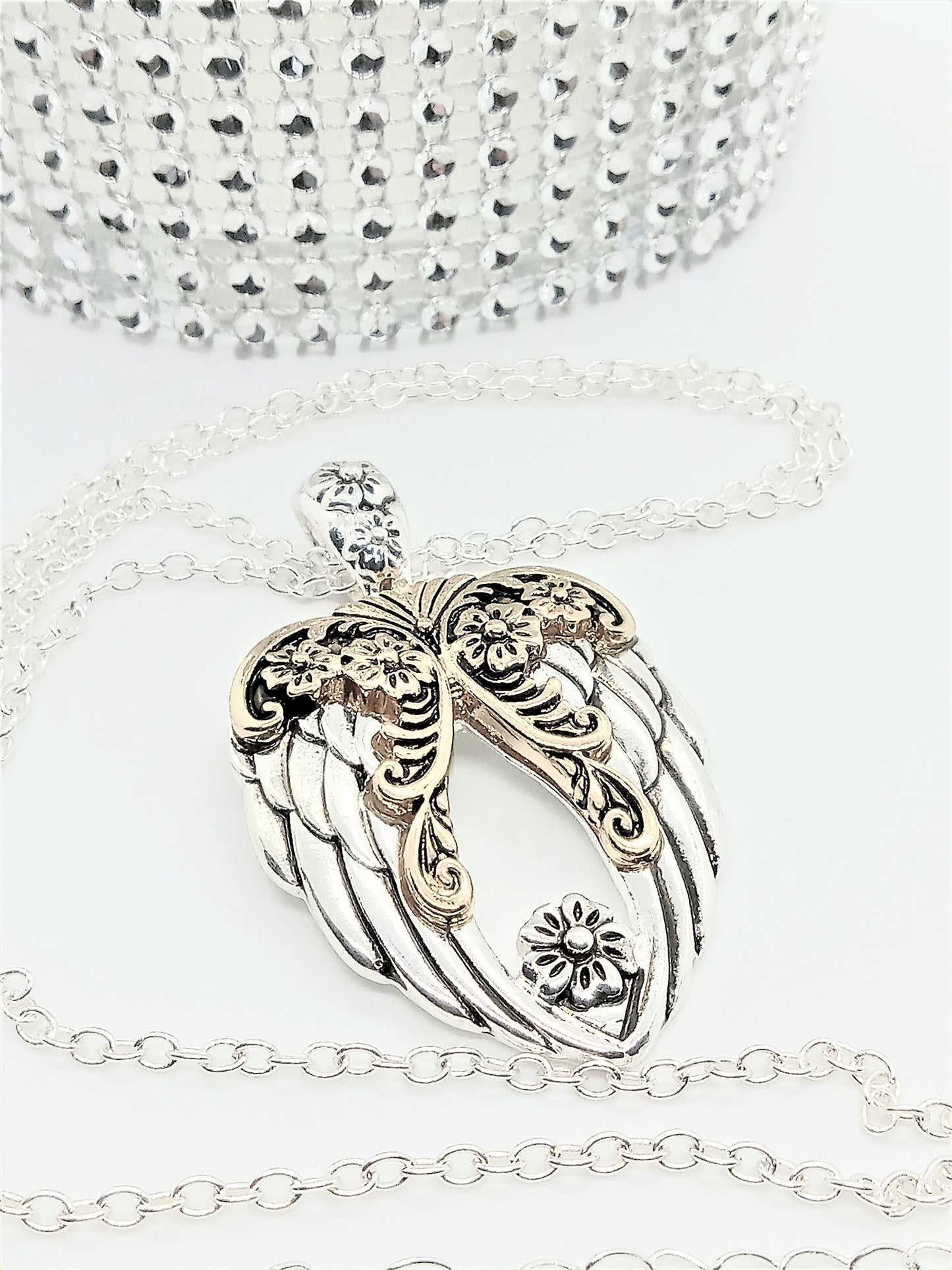 Lovely Religious Inspiration Pendant Necklace