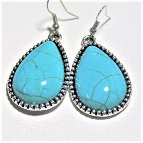 Marvelous Teardrop Turquoise Necklace Set