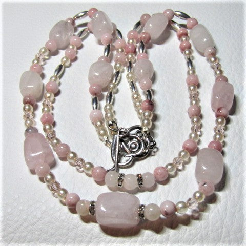 Beautiful Pretty in Pink Necklace Set