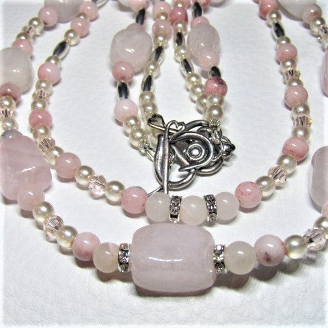 Beautiful Pretty in Pink Necklace Set