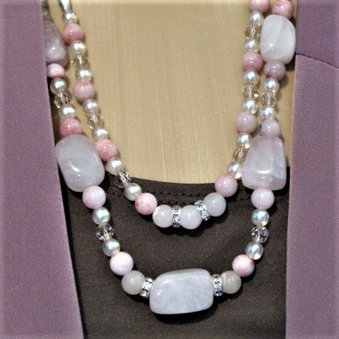 Beautiful Pretty in Pink Necklace Set