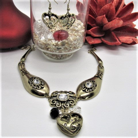 Heart and Rhinestone Necklace Set