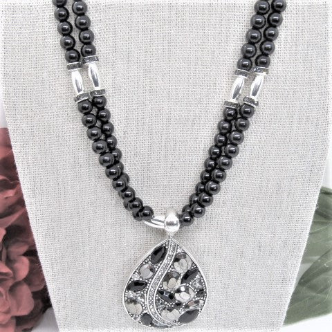 Beautiful Teardrop Princess Necklace Set