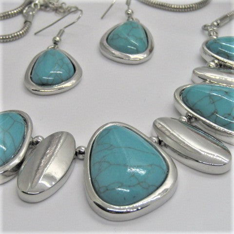 Fabulous Turquoise and Silver Necklace Set