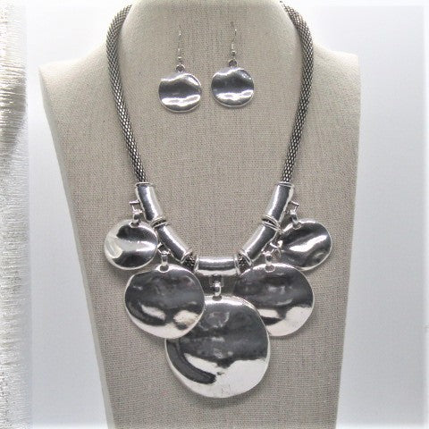 Fabulous Silver Necklace Set