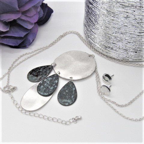 Pretty Hammered Silver Patina Necklace Set