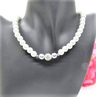 Gorgeous Snow Beauty Necklace