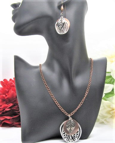 Charming Copper Leaves Necklace Set