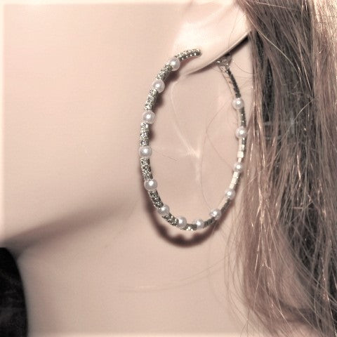 Beautiful Rhinestone and Mini Pearl Earrings