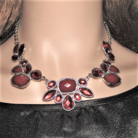 Lovely Red and Silver Necklace Set
